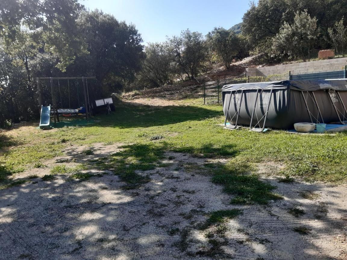 Le Calme Viviers Exterior foto